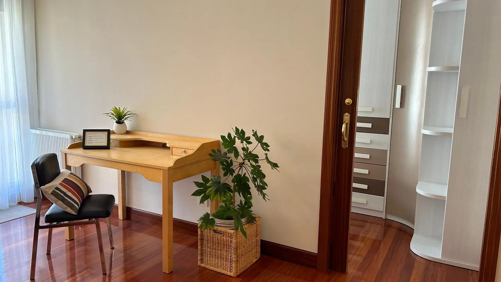 Acogedor Apartamento En Gernika Guernica y Luno